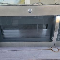 GE Microwave Over The Range