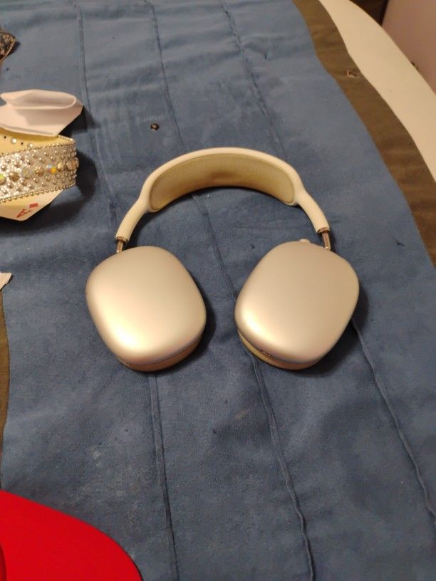 Apple Headphones