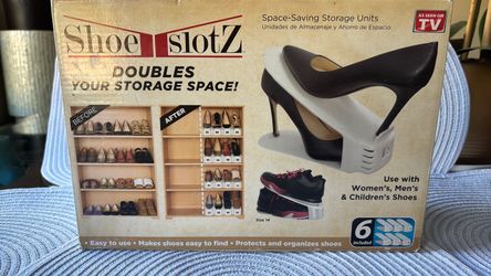 Shoe slotz