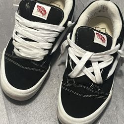 Knu Skool Vans Size M