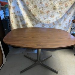 Oval Dining Room Table