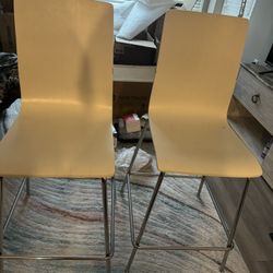 2 Bar Stools