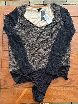 Torrid black lace long sleeve bodysuit