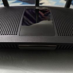 Linksys EA7450 Wireless Router