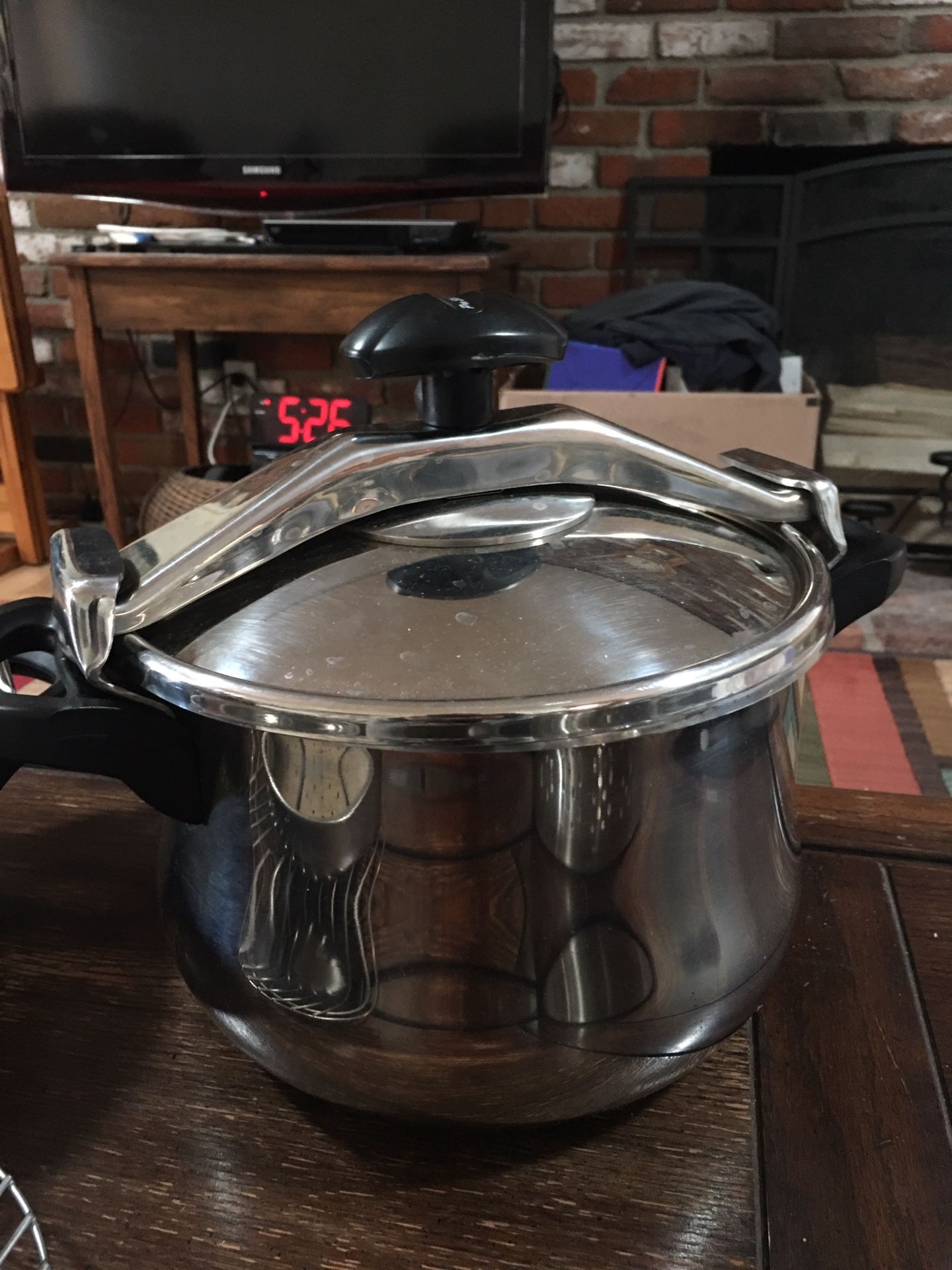 Pro Selections Pressure Cooker