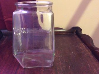 Glass fish bowl