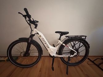 Aventon Level 2 e bike