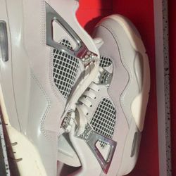 Air Jordan 4 “Frozen Moments”