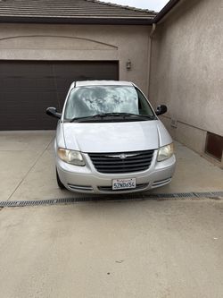 2006 Chrysler Town & Country