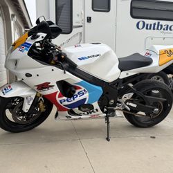 2004 Suzuki GSXR