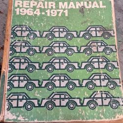 64 To 71 Chilton Large Repair Book  Cars See Pic. 35th Ave And McDowell Phx 