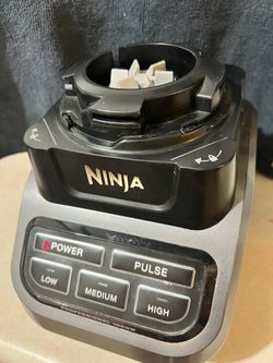 Ninja professional 1000w blender BASE only - tested and it works