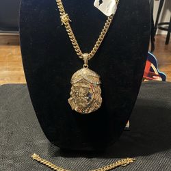 Large Pendant Sets 