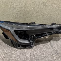 2023-2025 TOYOTA COROLLA HEADLIGHT RH LED