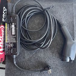 ELECTRIC VEHICLE CHARGER  120 VOLT