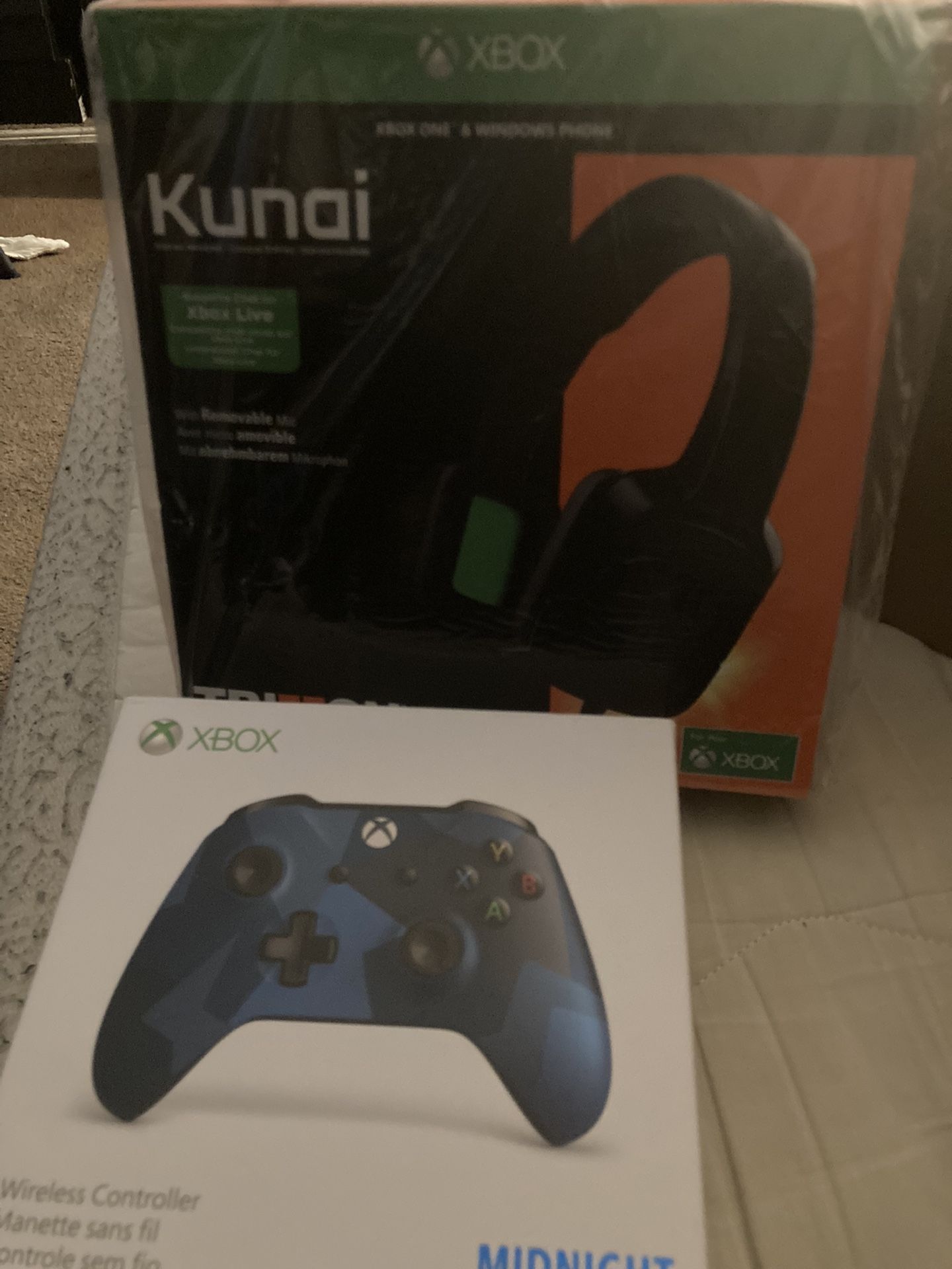 Xbox Series S Controller And Headset