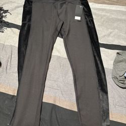 NWT Womens Size Medium Boutique Capris