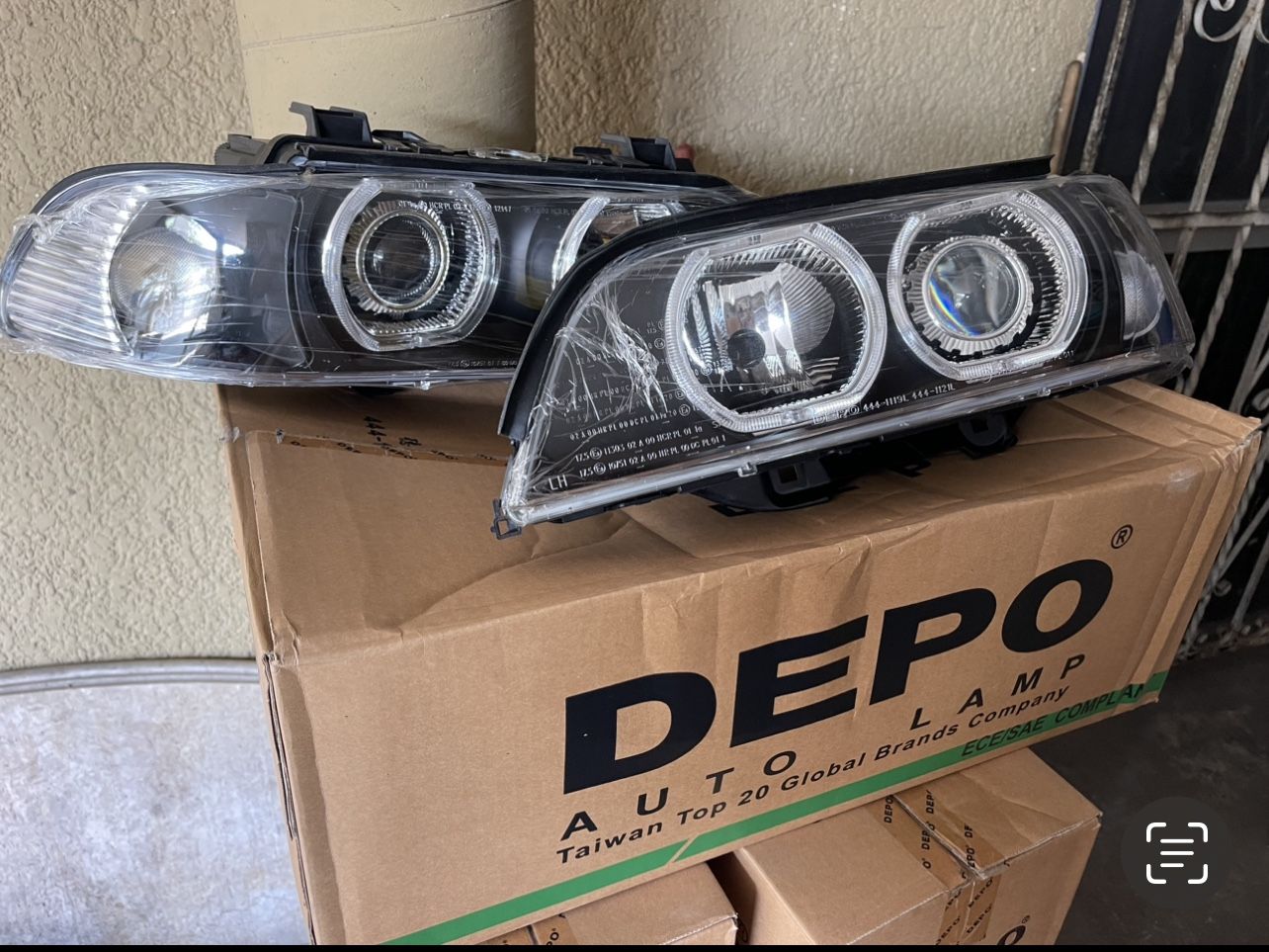 Bmw E39 5 Series Depo Headlights NEW In Box