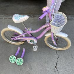 Girls Bike  Schwinn With Removable Training Wheels