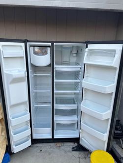 GE Refrigerator