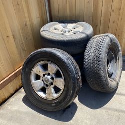 2007 Toyota Tacoma Original Part/OEM wheel+tire X4