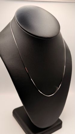 Thin Silver Chain Necklace
