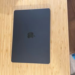 MacBook Air 2025, 13 Inch