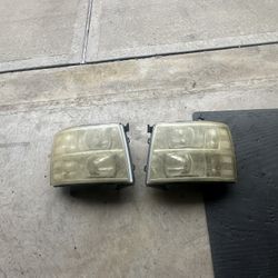 08-13 Silverado Headlights 