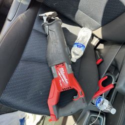 Milwaukee M18 Súper Sawzall $135 Firme Precio Tool Only No Batería 