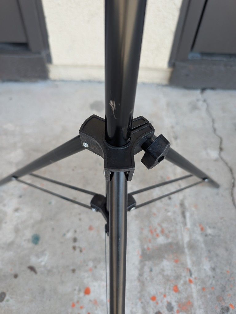 Accessory Tripod Stand