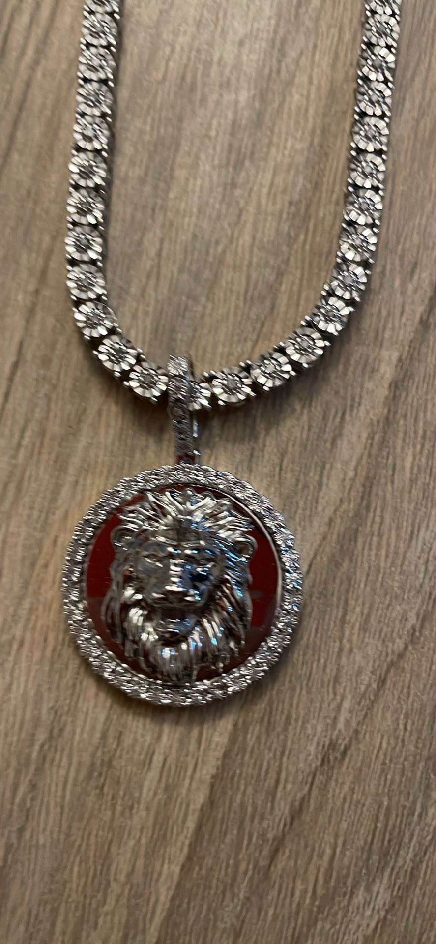 22 Inch Silver And Natural Diamond Necklace With Lion Pendent