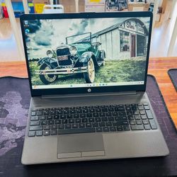 HP 15” 250 G8 NoteBook PC i5-1135G7 16GB 256GB SSD Windows 11 Pro Fully Functional!!!