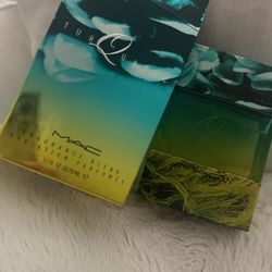 Woman’s Perfume MAC