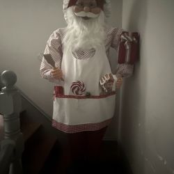6ft Standing Santa 