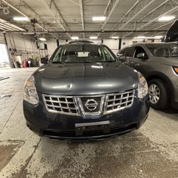 2014 nissan rogue 