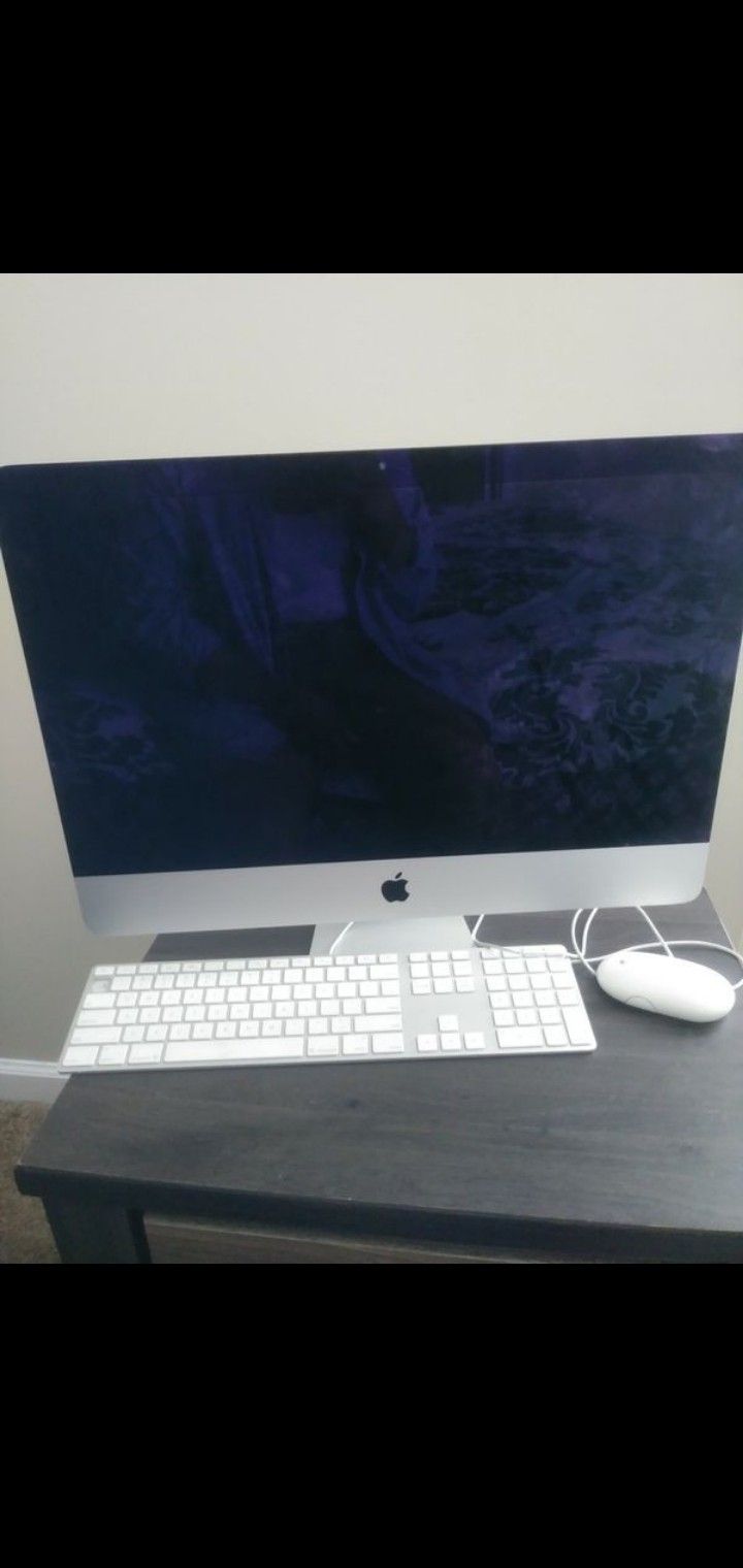 iMac 21.5 inch