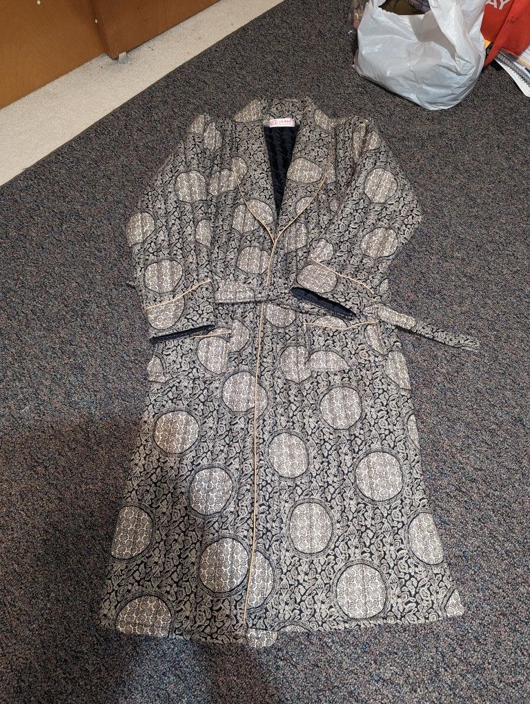 XL Oriental Robe
