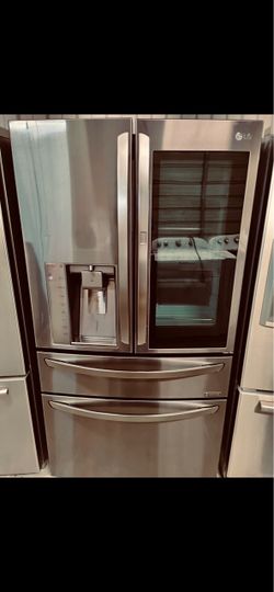 LG 4 door black stainless refrigerator