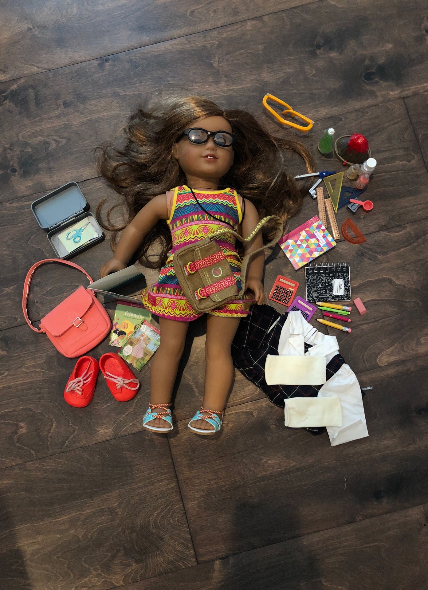 American girl doll, lea 2016 with school accessories and original clothes.