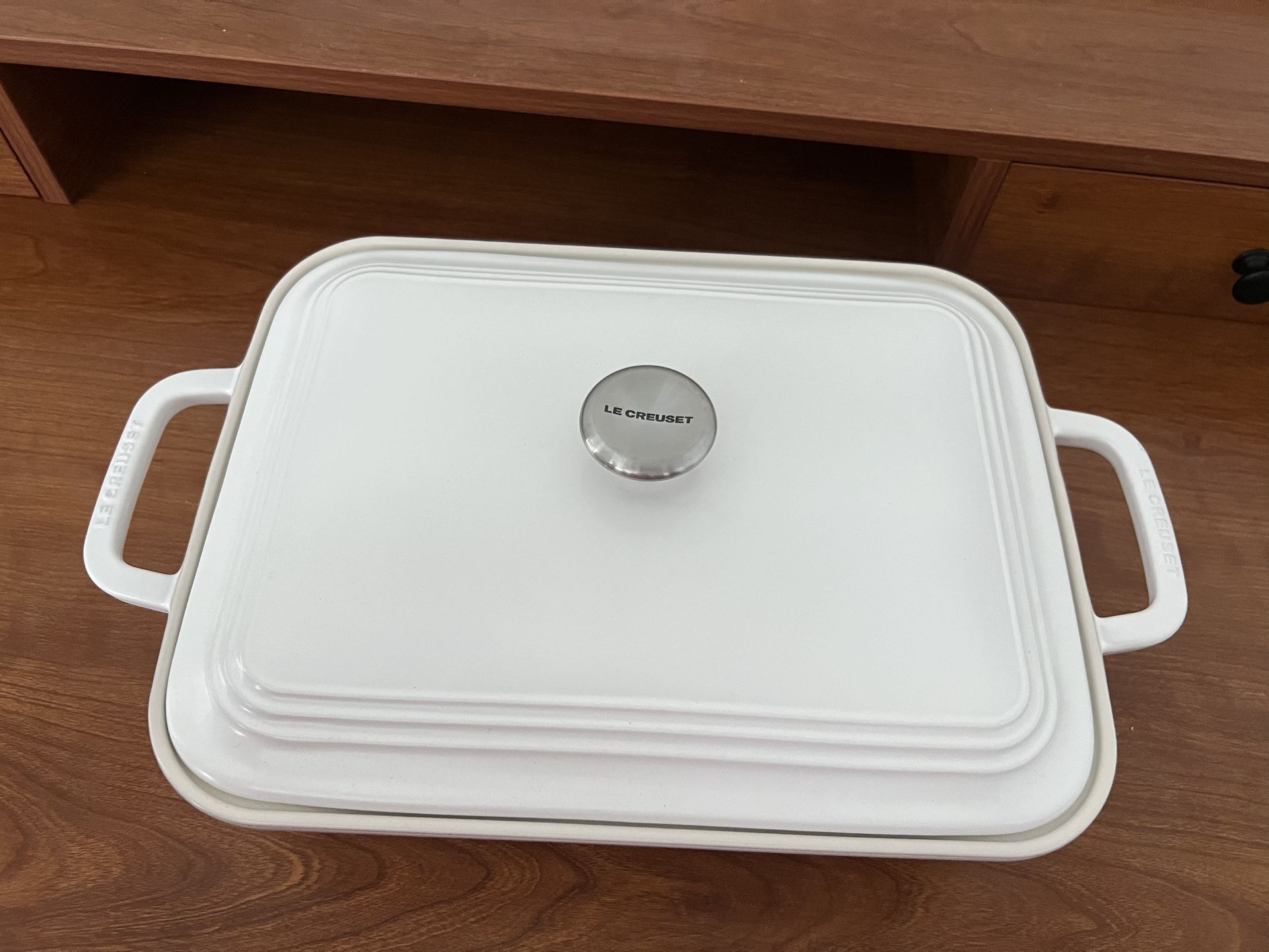 Le Creuset San Francisco Stoneware Rectangular Covered Baker, 4-Qt, Matte White