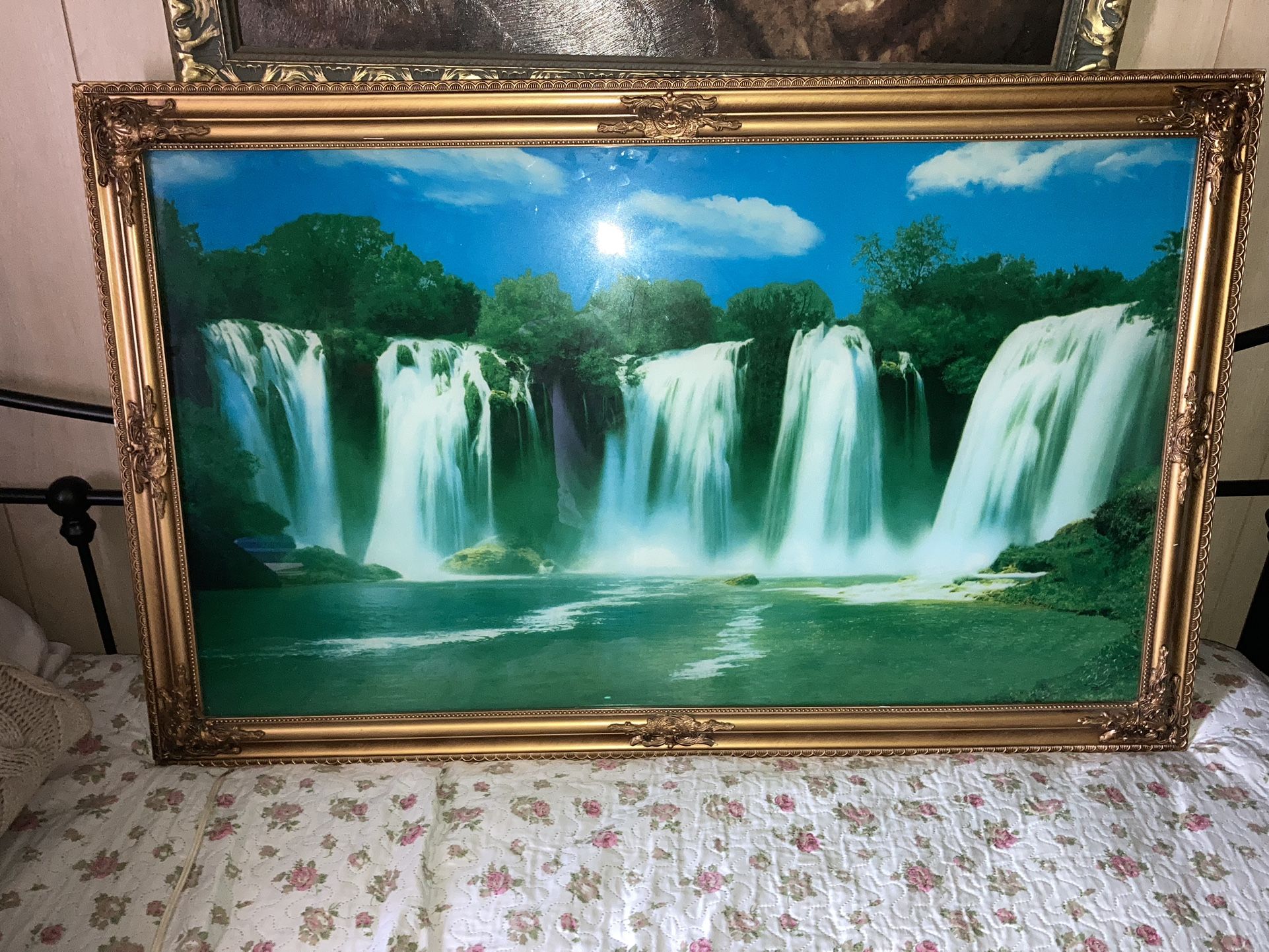 Vintage motion Light Up Waterfall Picture Art With Waterbird Sounds for