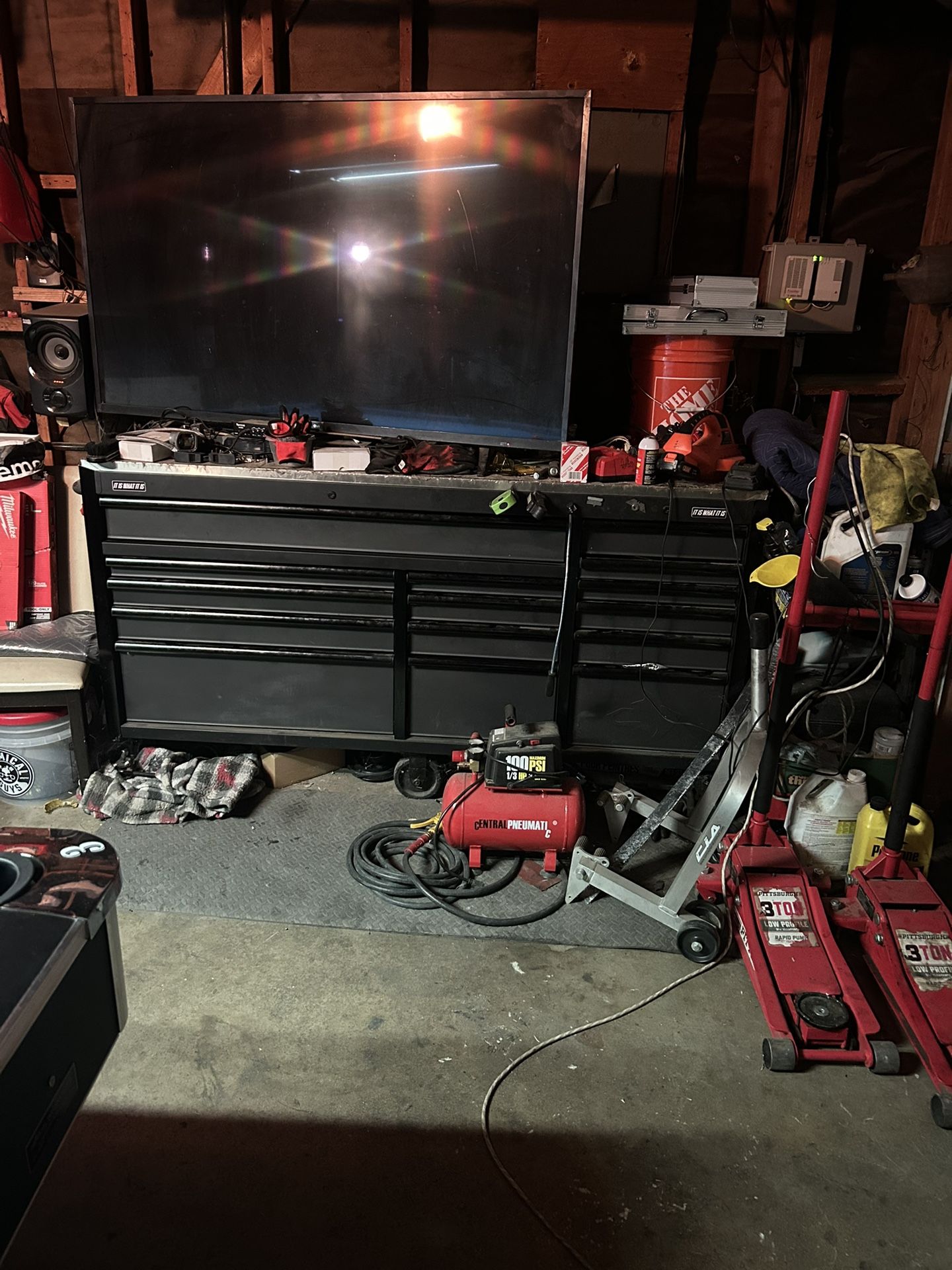 Husky Tool Box Chest