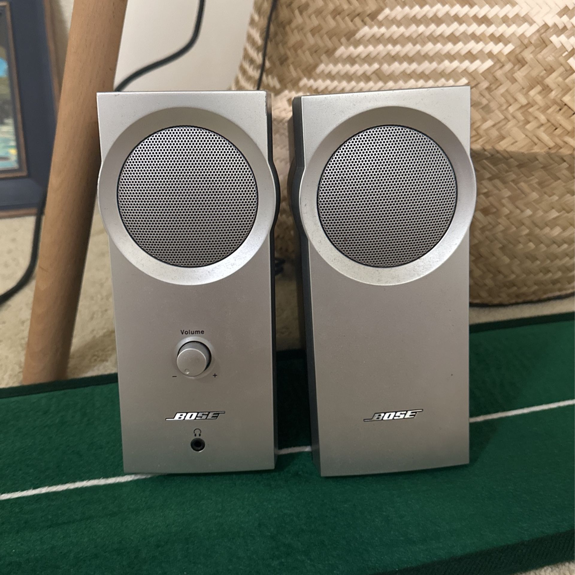 Bose Speaker Set Of 2