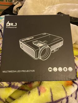 Dr j Professional projector model p68