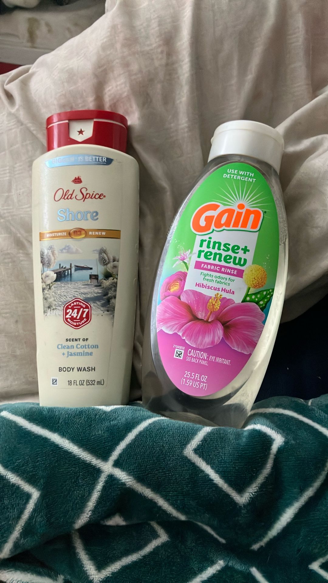 Hygiene, laundry detergent bundle