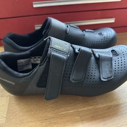 Men’s Shimano RC1 Cycling Shoes W/ Delta Clips