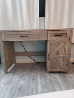 Brand New Beautiful Farmhouse Desk
