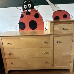 Dresser with Changing Table 