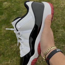 Jordan 11 Low Concord Bred