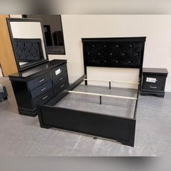 BLACK PANEL BEDROOM SET